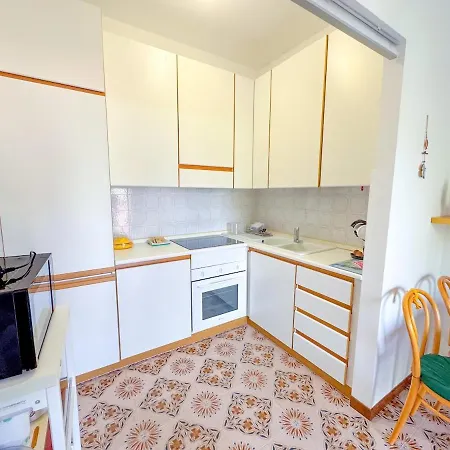 شقة Velaris - Relax A 10 Min A Piedi Dal Mare
